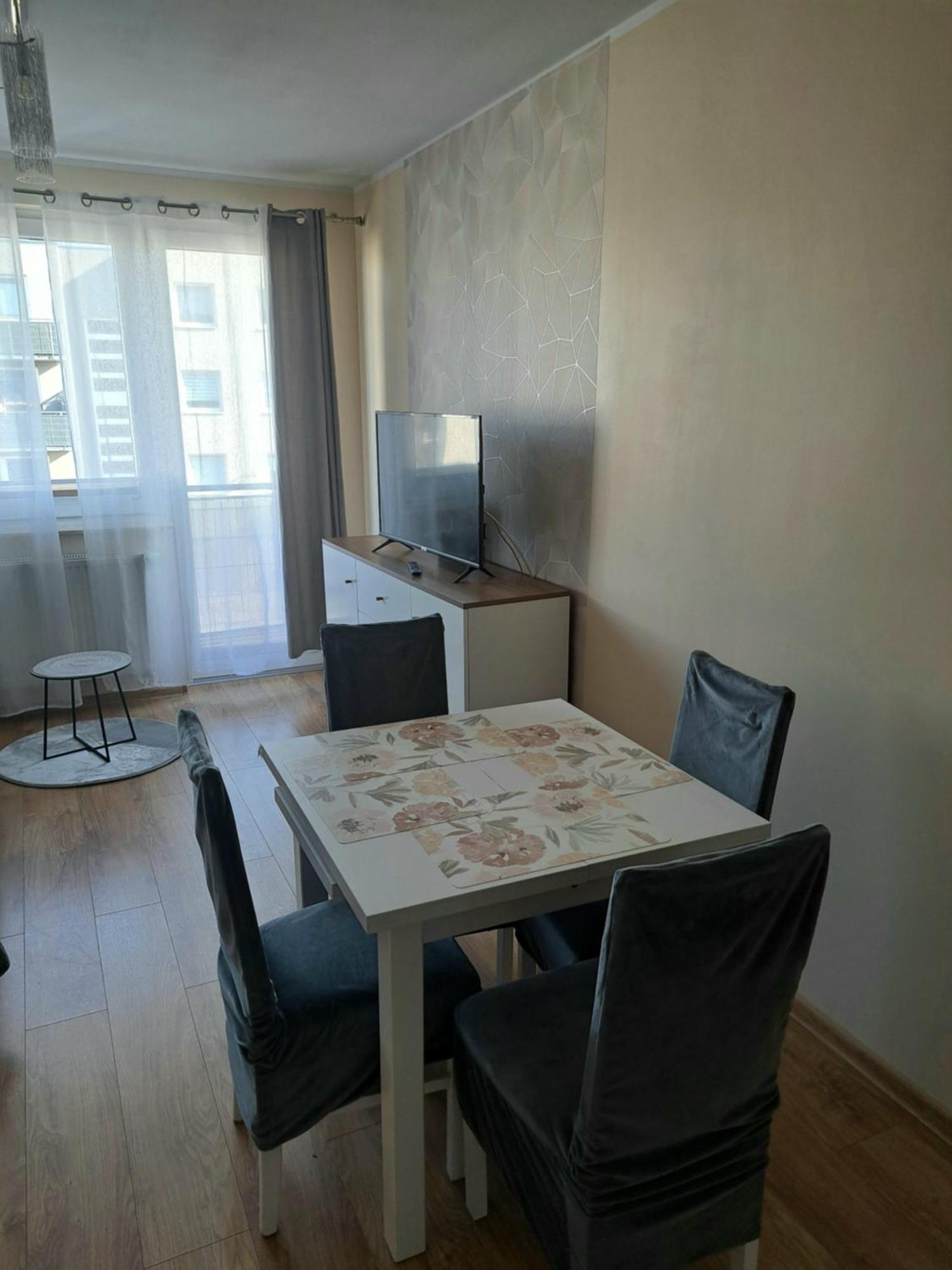Sloneczny - Mala Apartamenty Wejherowo Extérieur photo